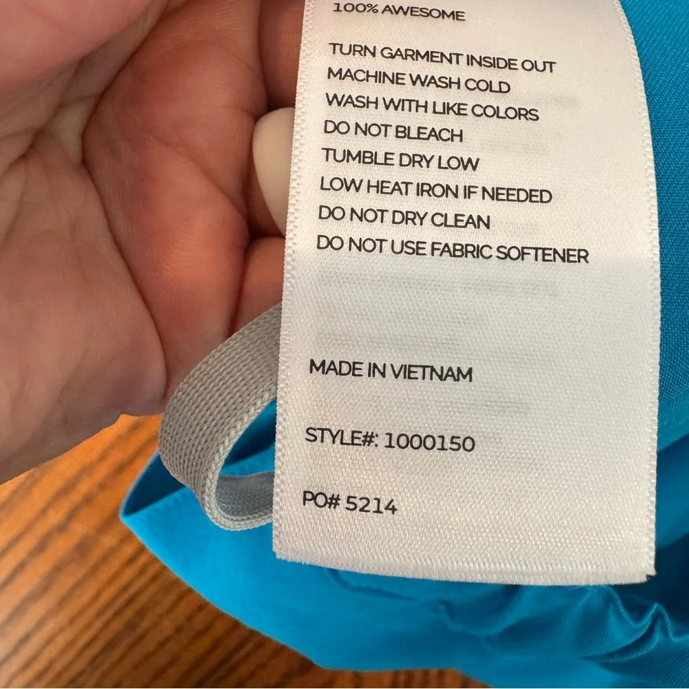 Figs put ripped pocket